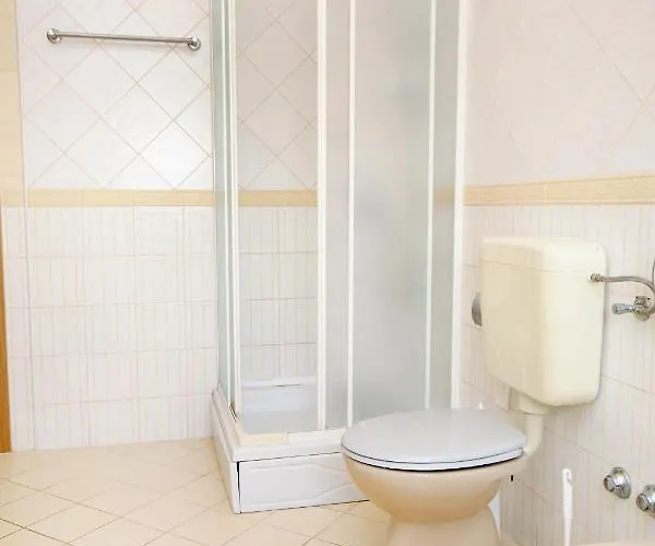 - Diklo 5880d Apartment