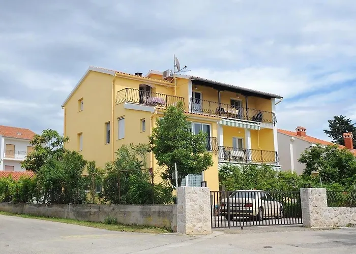 Apartment - Diklo 5880d *