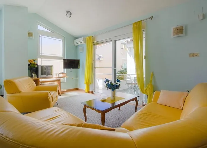 Apartment - Diklo 5880d *