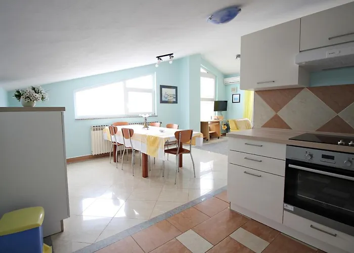 Apartment - Diklo 5880d