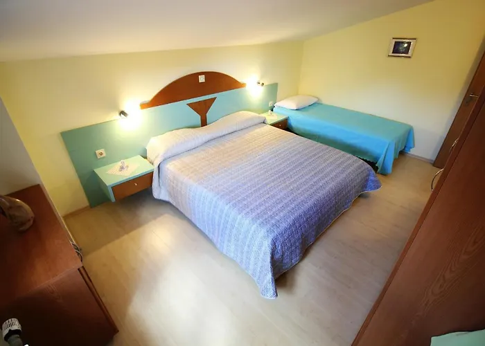 - Diklo 5880d Apartment Zadar